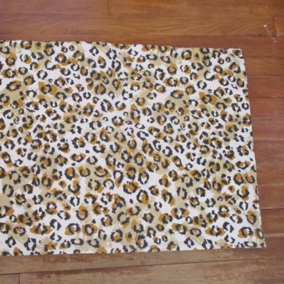 Vintage 1960s Tastemaker by Mohawk Leopard Print pillowcase - Picture 6 of 6